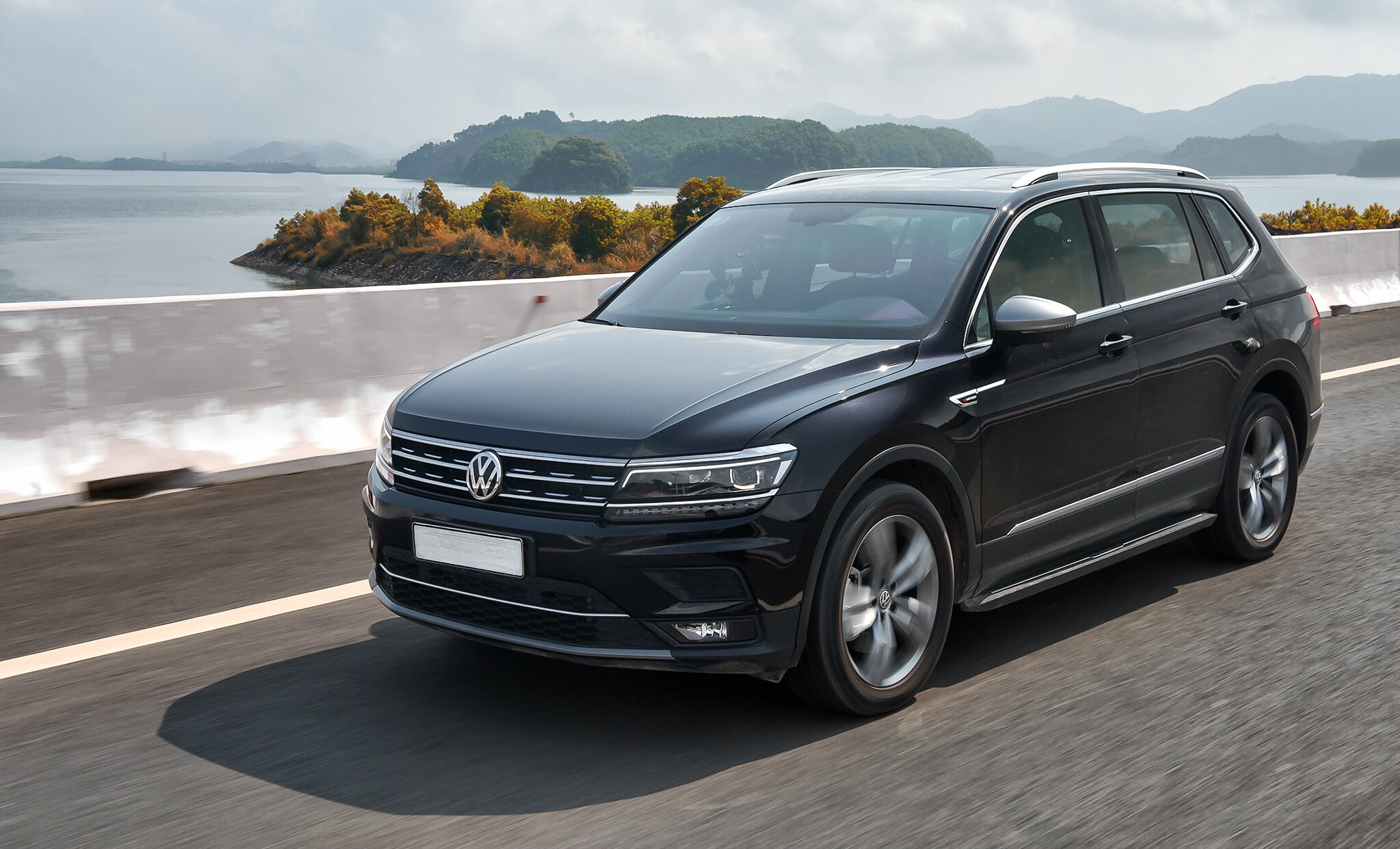 Volkswagen Tiguan Allspace - ƯU ĐÃI 100% TRƯỚC BẠ