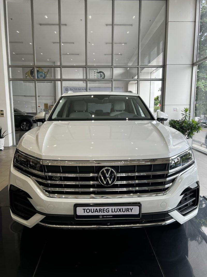 Volkswagen Touareg - ƯU ĐÃI 100% TRƯỚC BẠ