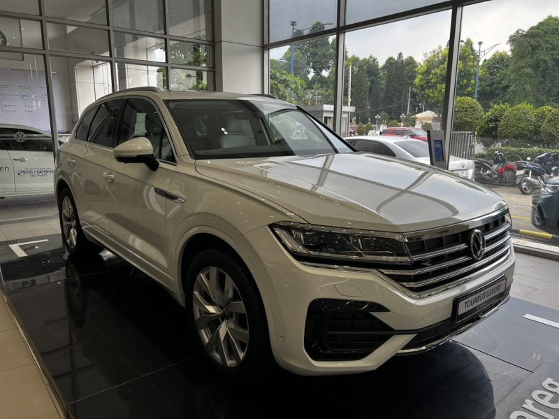 Volkswagen Touareg - ƯU ĐÃI 100% TRƯỚC BẠ