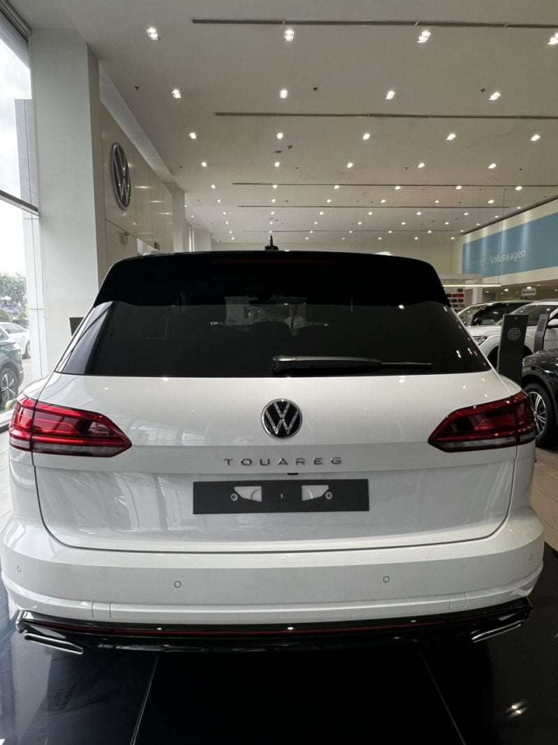 Volkswagen Touareg - ƯU ĐÃI 100% TRƯỚC BẠ